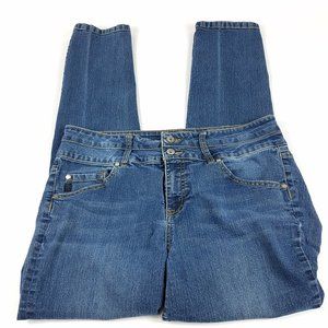 Torrid Womens Plus Size 18R Blue Fitted Zip jeans